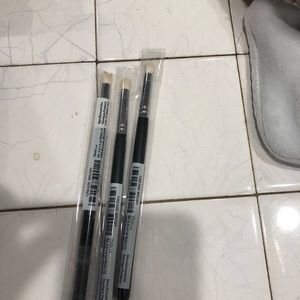 Younique Crease Brushes